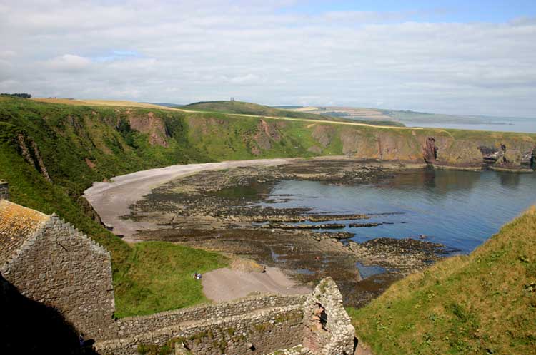 Toward Stonehaven from the castle