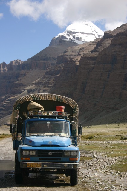 Mount Kailash Kora: © William Mackesy 2008