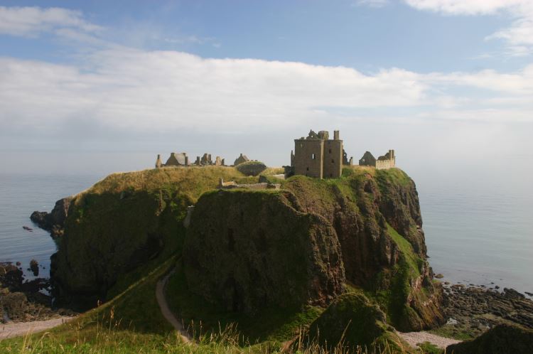 United Kingdom Scotland Aberdeenshire, Dunottar, , Walkopedia