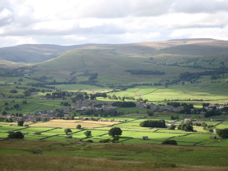 United Kingdom England Yorkshire Dales, Yorkshire Dales, Wensleydale from Wether Fell, Walkopedia