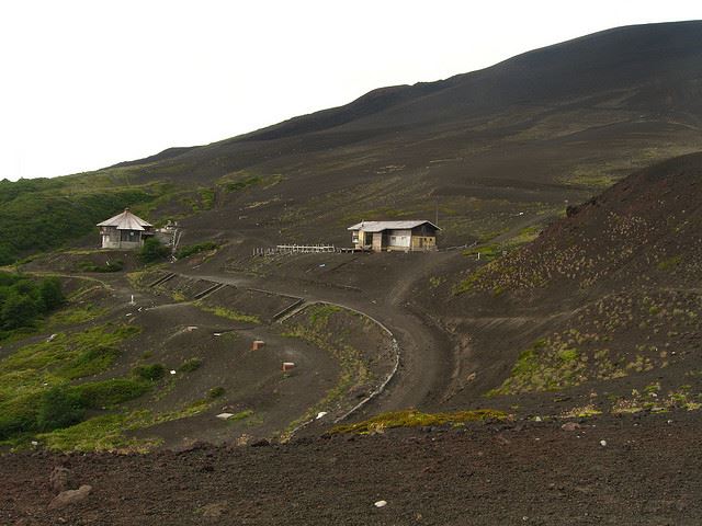 Chile Patagonia: Vicente Perez Rosales NP, Volcan Osorno, , Walkopedia