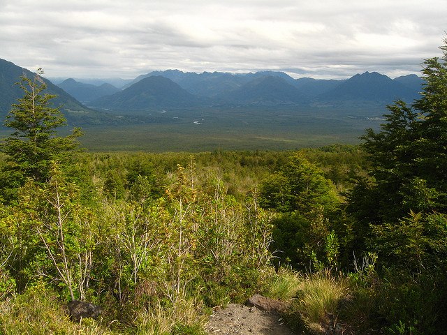 Chile Patagonia: Vicente Perez Rosales NP, Volcan Osorno, , Walkopedia