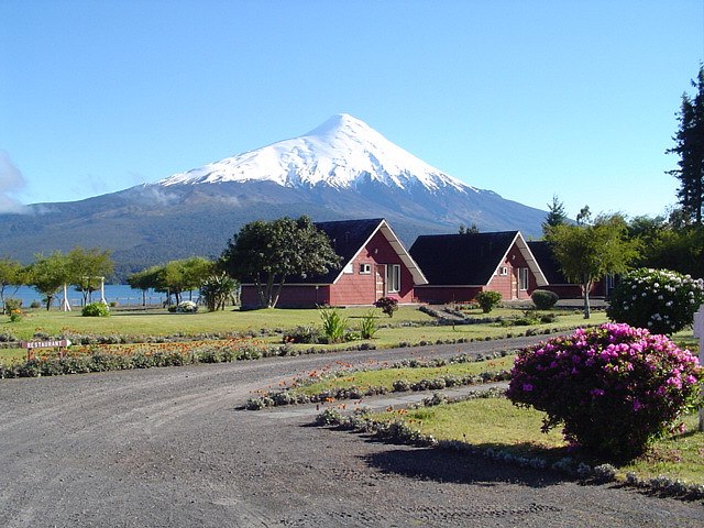 Chile Patagonia: Vicente Perez Rosales NP, Volcan Osorno, , Walkopedia