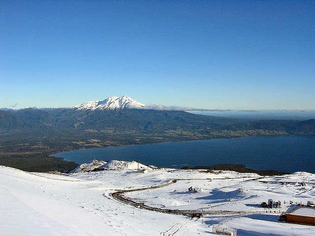 Chile Patagonia: Vicente Perez Rosales NP, Volcan Osorno, , Walkopedia