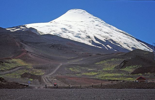 Chile Patagonia: Vicente Perez Rosales NP, Volcan Osorno, , Walkopedia