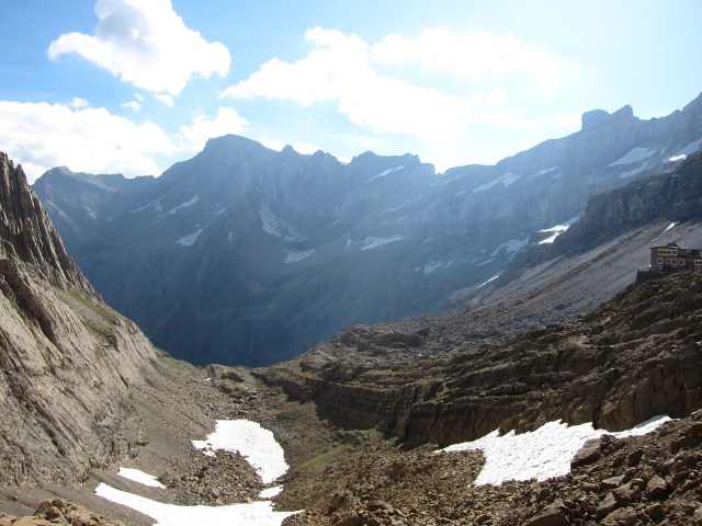 France Pyrenees, Breche de Roland, East from Sarradets ridge across top of Cirque de G -that waterfall, Walkopedia