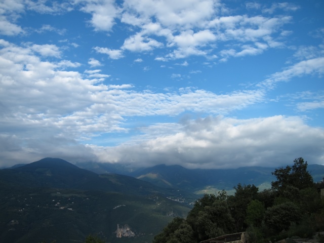 France Pyrenees, Canigou, In cloud, Walkopedia