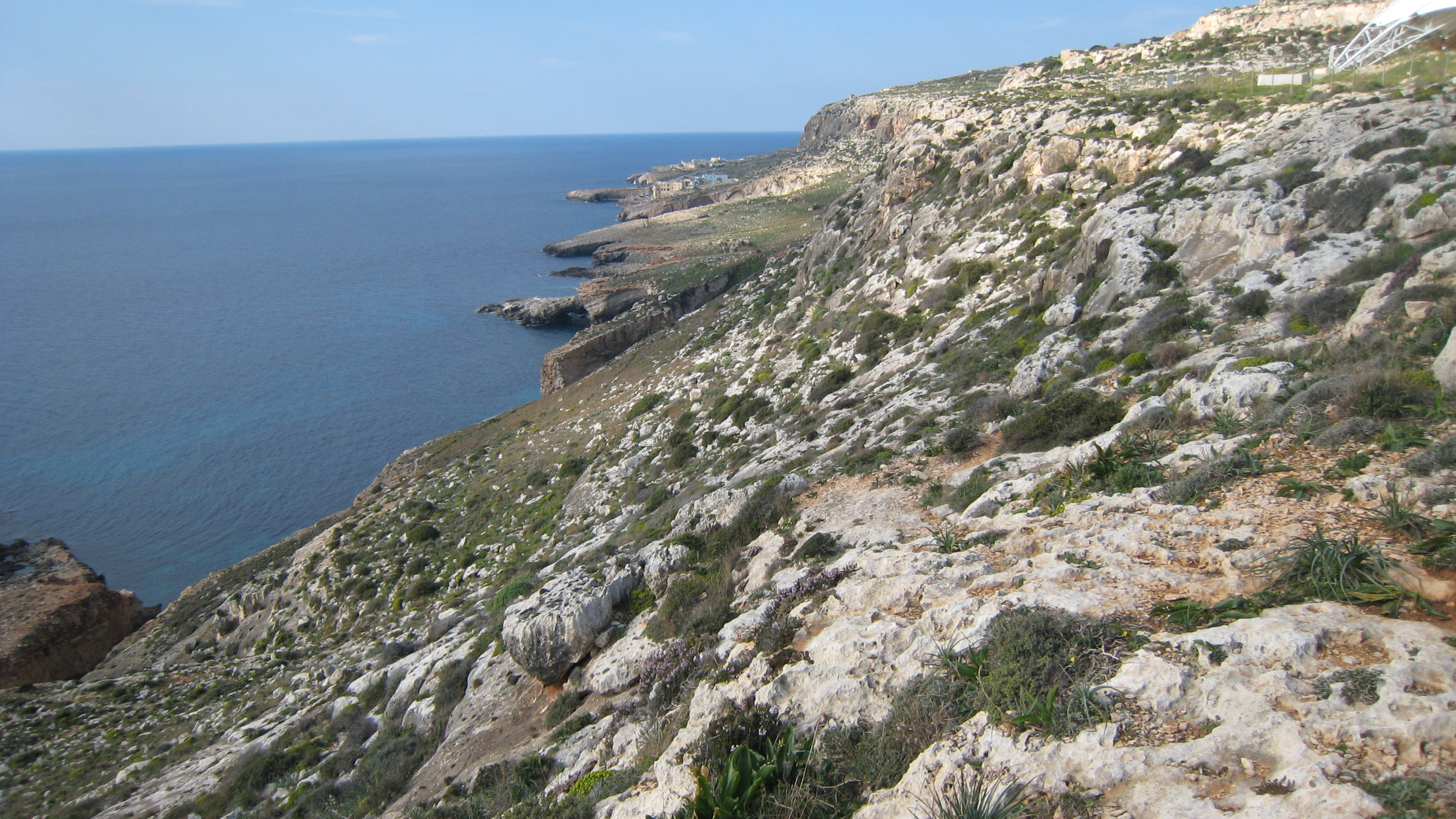 Malta Coastal walk: Near Dingli