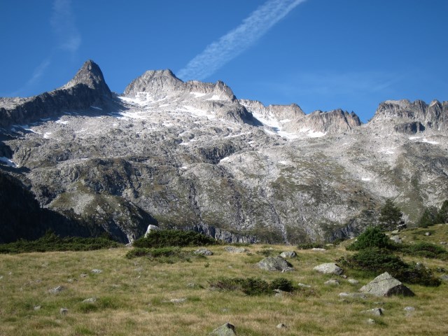 France Pyrenees, Neouvielle, , Walkopedia