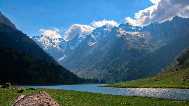 France Pyrenees, Vallee d'Estaing, Lac d'Estaing, Walkopedia