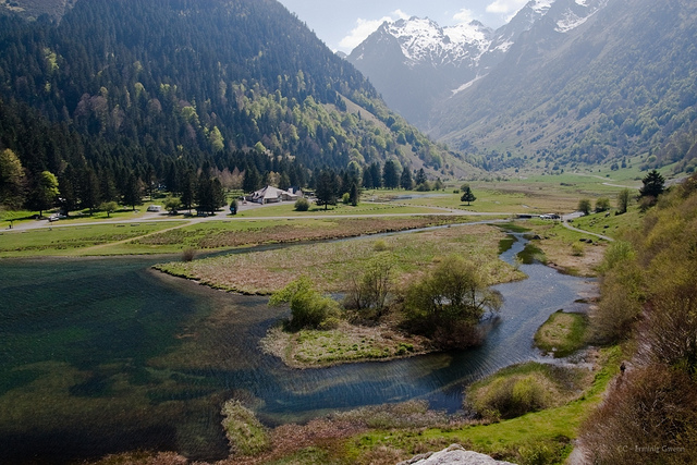 Lac d'Estaing - © Flickr user Etienne Valois... Vallee d'Estaing: Lac d'Estaing - © Flickr user Etienne Valois...