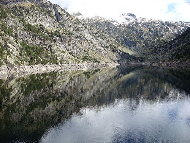 Spain Pyrenees, Aigues Tortes, , Walkopedia