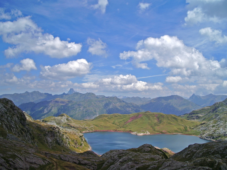 France Pyrenees, Ibon de Estanes, Ibon de Estanes , Walkopedia