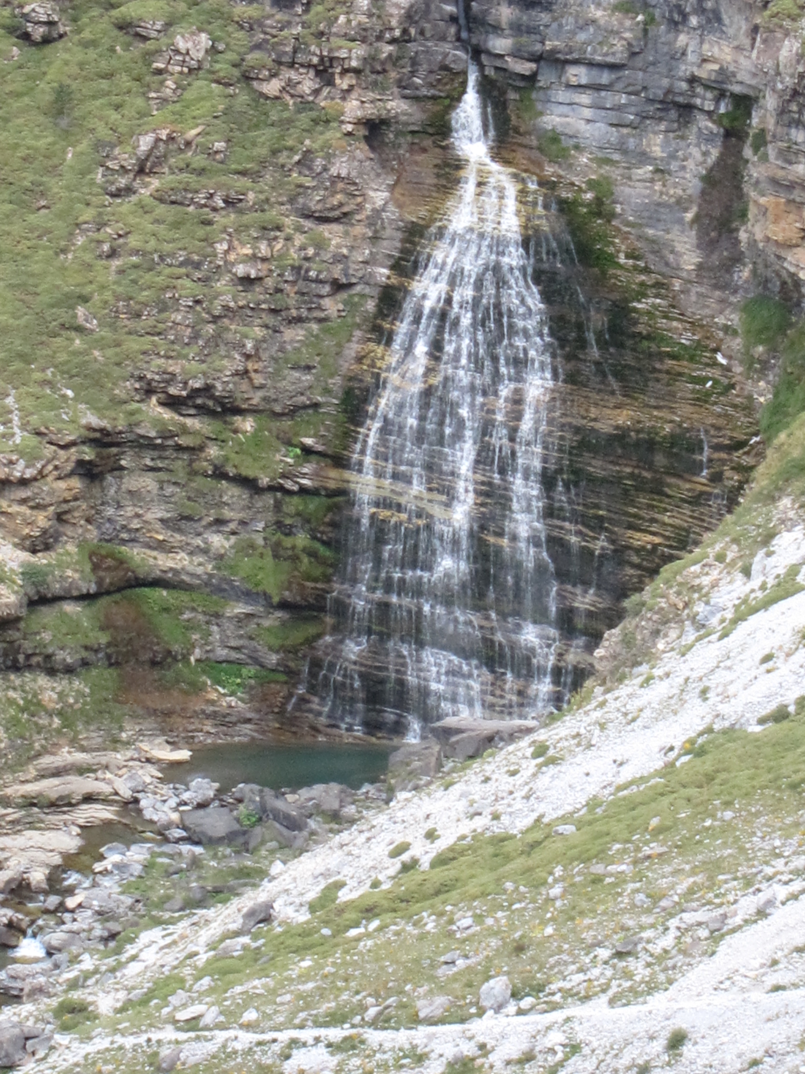 Spain Pyrenees, Ordesa Canyon, , Walkopedia