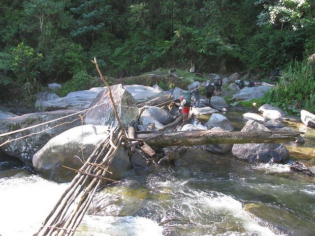 Papua  New Guinea, Kokoda Trail, Eora creek crossing, Walkopedia