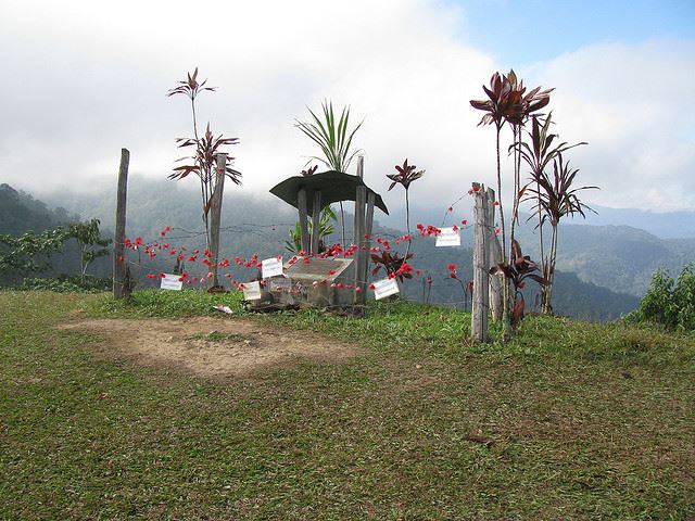 Papua  New Guinea, Kokoda Trail, Memorial on Brigade Hill, Walkopedia