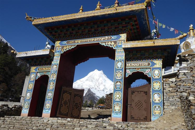 Nepal, Manaslu Circuit, Lho Ribang Monastery near Lho, Walkopedia