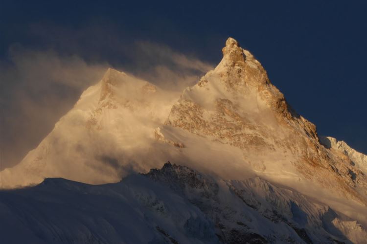 Nepal, Manaslu Circuit, Manaslu (8163 metres), Walkopedia