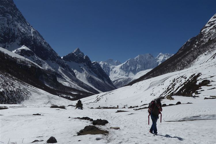 Nepal, Manaslu Circuit, Path between Samagoan and Samdo (3875 metres), Walkopedia