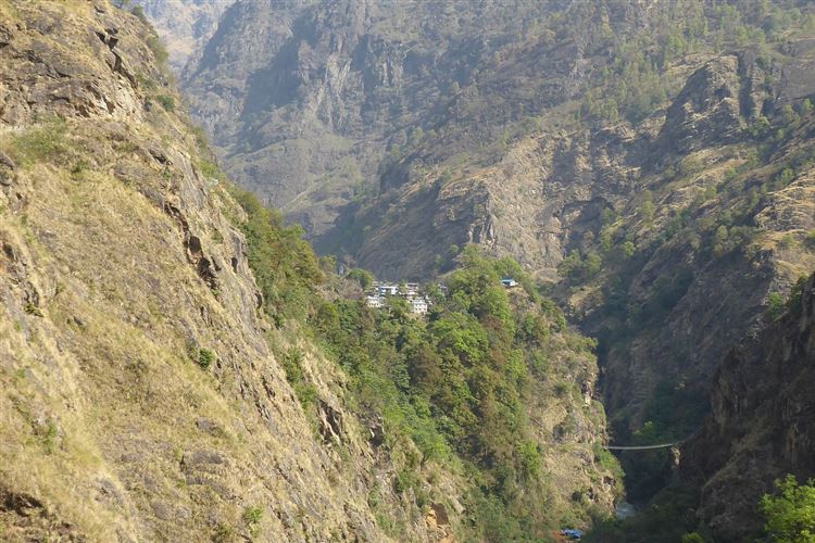 Nepal, Manaslu Circuit, Jagat above Marsyandi Khola, Walkopedia