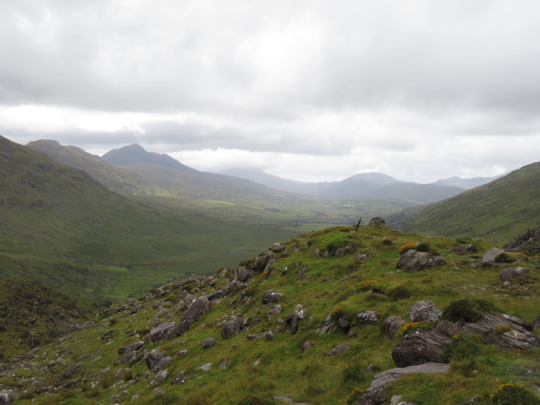 Ireland Kerry Iveragh Peninsula, Kerry Way, Looking west from pass above Upper Black Valley, Walkopedia