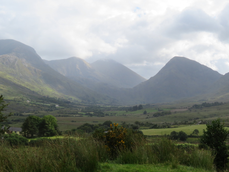 Ireland Kerry Iveragh Peninsula, Kerry Way, Caragh Valley, looking east towards Reeks, Walkopedia