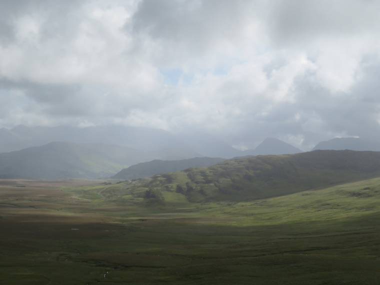 Ireland Kerry Iveragh Peninsula, Kerry Way, Across Caragh valley toward the Reeks, Walkopedia