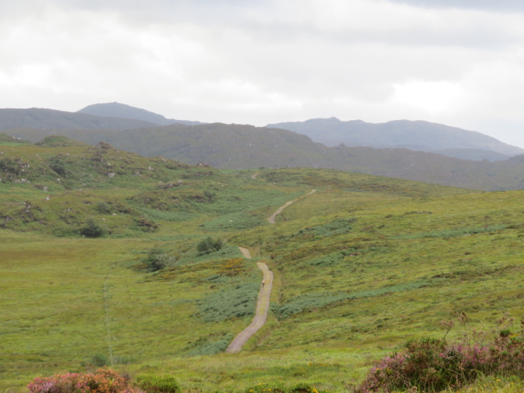 Ireland Kerry Iveragh Peninsula, Kerry Way, On the high hills, Old Kenmare Rd, Walkopedia