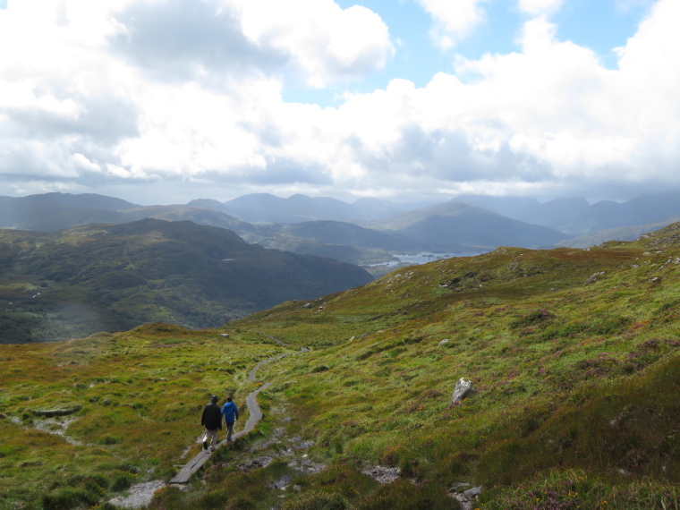 Ireland Kerry Iveragh Peninsula, Kerry Way, Upper Lake and Reeks from Torc mountain, Walkopedia