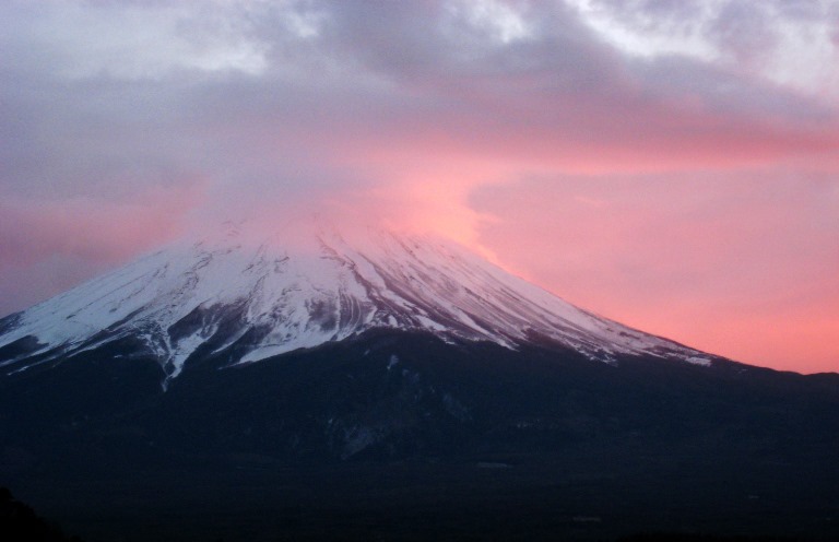 Japan Tokyo Region, Mount Fuji Ascent, Mount. Fuji in rose pink, Walkopedia