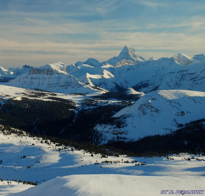 Canada Brit Col/Alberta, Sunshine to Assiniboine, , Walkopedia