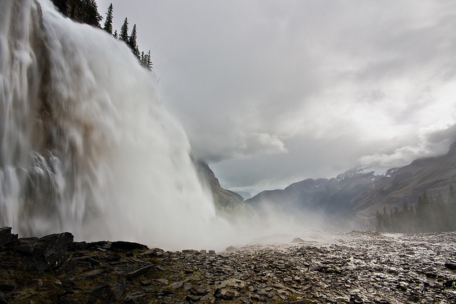 Canada Brit Col: Mt Robson NP,  Berg Lake, Berg Lake - Emperor Falls, Walkopedia