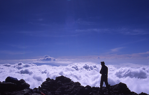 Tanzania Mount Kilimanjaro, Climbing Kilimanjaro Summit, It was the bluest day, and we were rewarded with clear views, Walkopedia