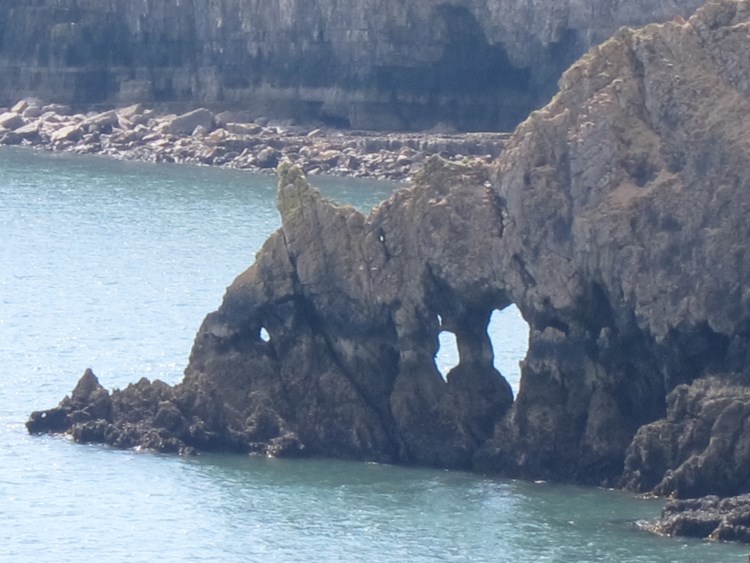 Near Barafundle - © William Mackesy Pembrokeshire Coast Path: Near Barafundle - © William Mackesy