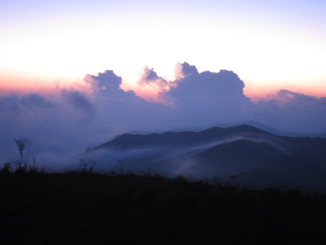 India Sikkim and nearby, Singalila Ridge, From Tonglu, dusk, Walkopedia