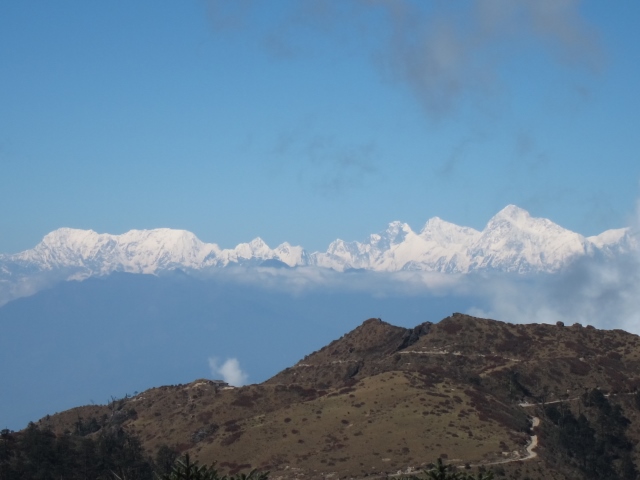 India Sikkim and nearby, Singalila Ridge, first view of Kanchenjunga from Sandakphu, Walkopedia