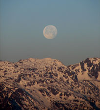 India Sikkim and nearby, Singalila Ridge, Moonset over Singalila Ridge, Walkopedia