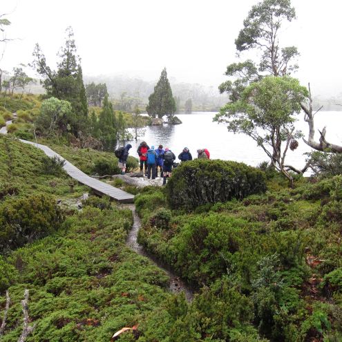 Australia Tasmania, Overland Track, Day 2 - Packing up after lunch, Windermere, Walkopedia