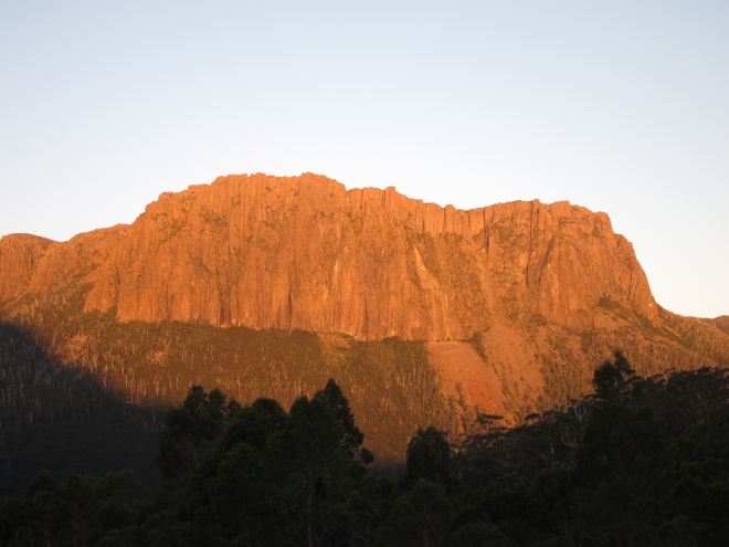 Australia Tasmania, Overland Track, Day 4 - Cathedral Mt From Kia Ora hut, Walkopedia