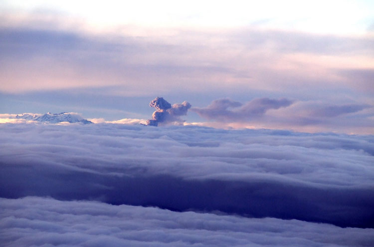 Tungurahua erupting, From Cotopaxi - © By Flickr user JoSimon Tungurahua erupting, From Cotopaxi - © By Flickr user JoSimon