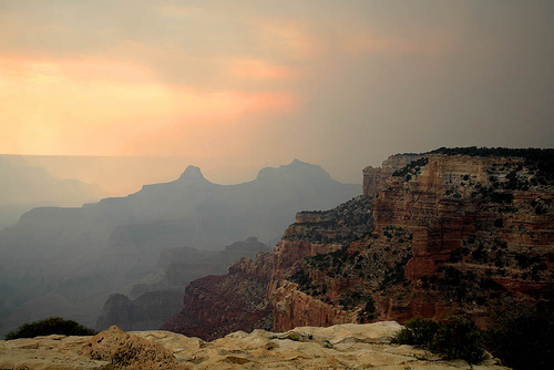 USA SW: Grand Canyon, Grand Canyon Hikes and Walks, Grand Canyon Cape Royal, North Rim, during a forest fire., Walkopedia