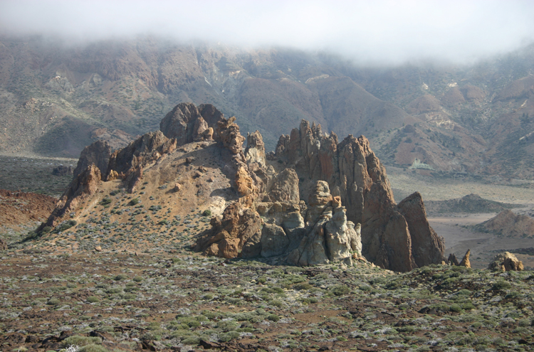 Spain Canary Islands: Tenerife, El Teide and Pico Viejo, Roques de Garcia, Walkopedia