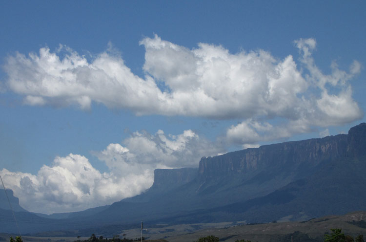 Venezuela Canaima NP, Roraima, Mount Roraima - © From Flickr user Slash__, Walkopedia