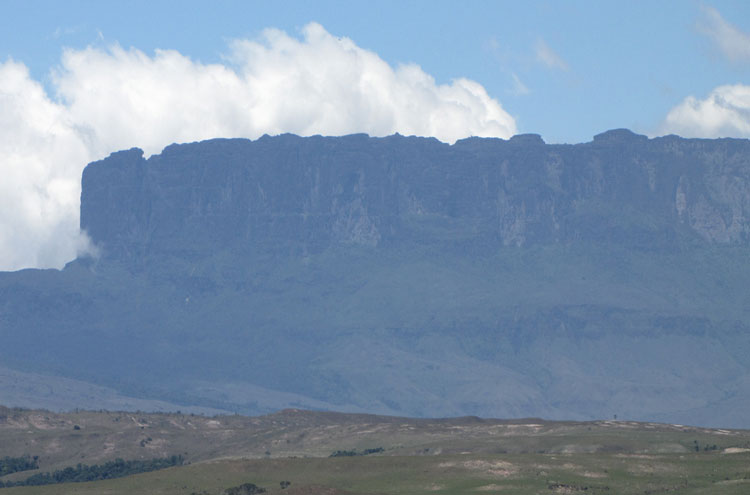 Venezuela Canaima NP, Roraima, Mount Roraima - © From Flickr user Slash__, Walkopedia