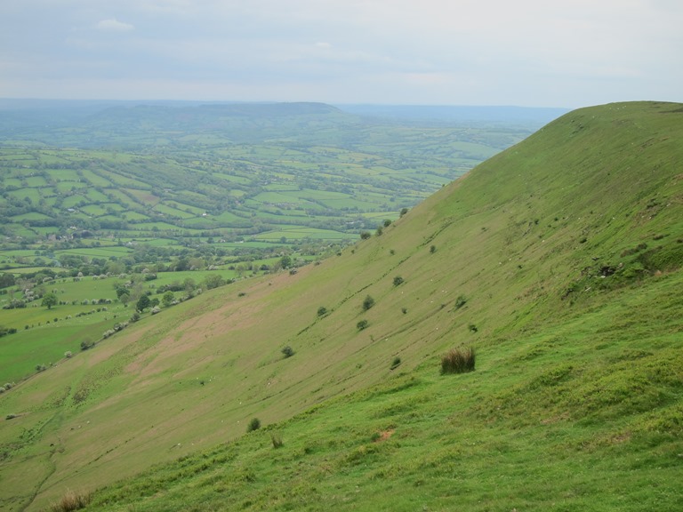 United Kingdom Wales Black Mountains, Hatterrall Ridge, Along Hatterrall Ridge, Walkopedia