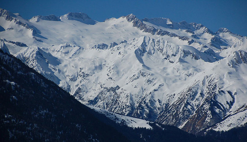 Spain Pyrenees, Maladeta Massif, Maladeta pirineu , Walkopedia