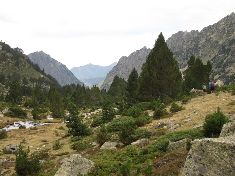 France Pyrenees, GR10, Neouvielle, above Barreges, Walkopedia