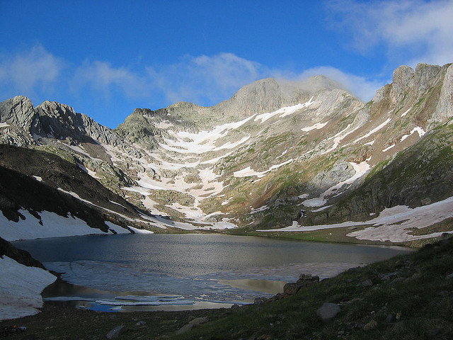 Spain Pyrenees, Posets Massif, , Walkopedia