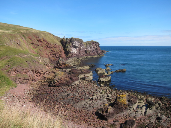 United Kingdom Scotland Borders, The Borders, St Abb's Head - First bay, Walkopedia