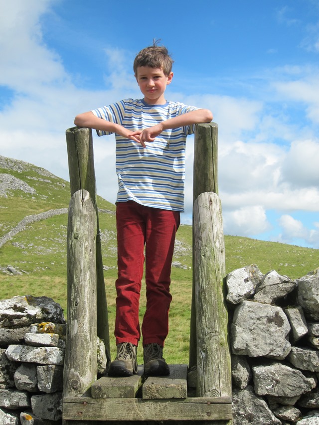 United Kingdom England Yorkshire Dales, Feizor Thwait and Smearsett Scar, 9 year old boy, Walkopedia